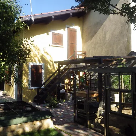 Bed & Breakfast Chez Gus Ars-sur-Formans